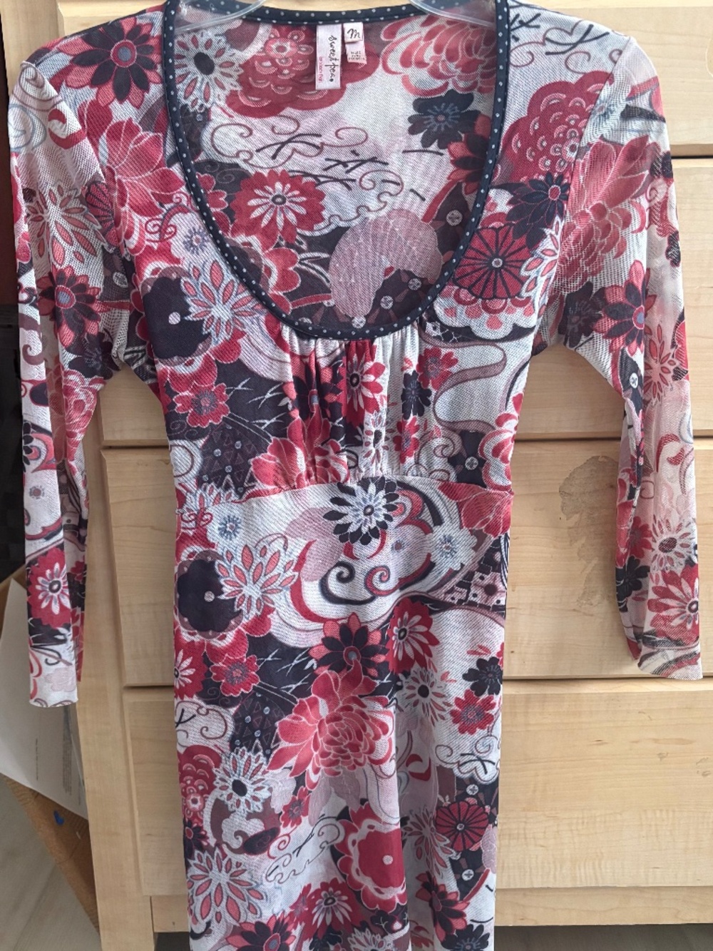 Sweet Pea size medium top